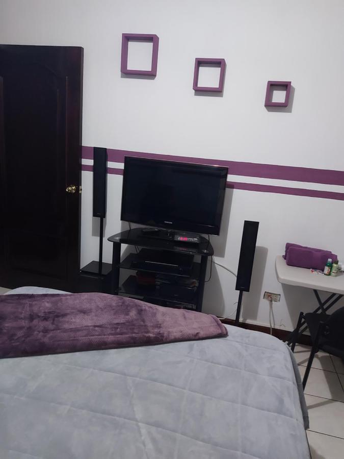 Casa Familiar La Arboleda Lejlighed Ciudad Guatemala Eksteriør billede